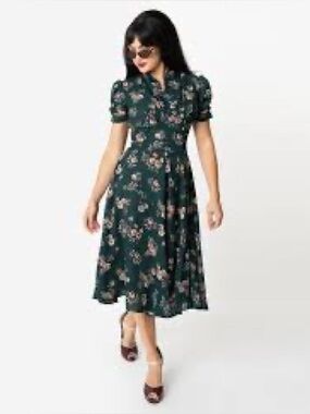 Unique Vintage Green Floral Camilla Dress